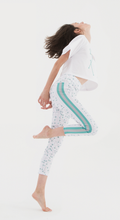 Load image into Gallery viewer, Molecular Striped Leggings
