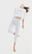Load image into Gallery viewer, Molecular Striped Leggings